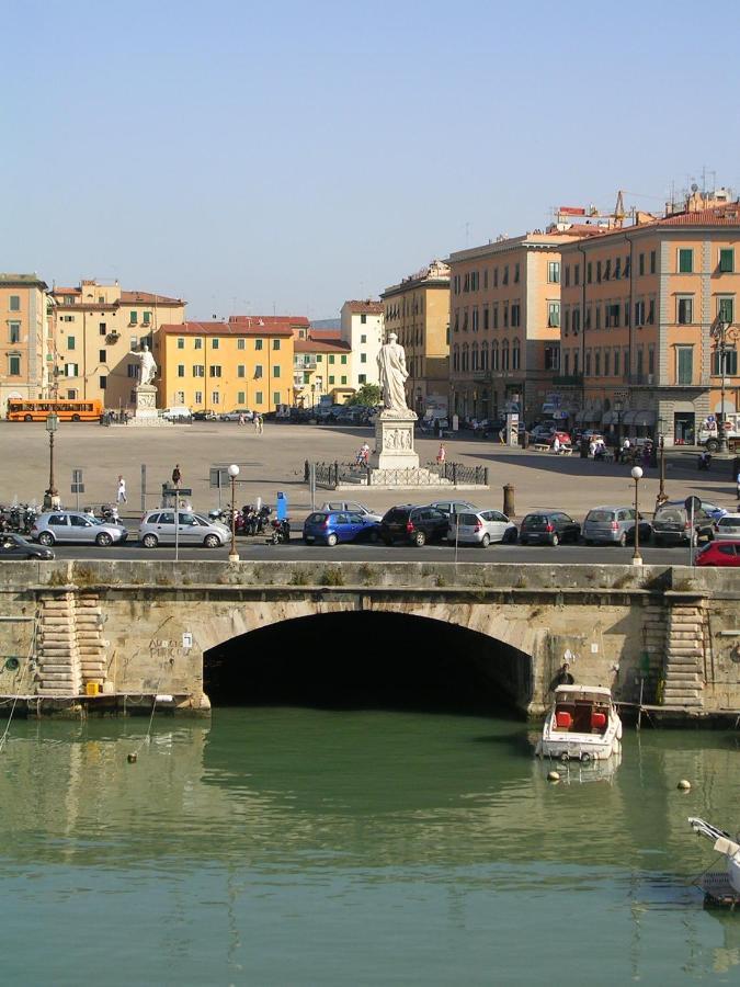 Mansarda Pieno Centro Apartman Livorno Kültér fotó
